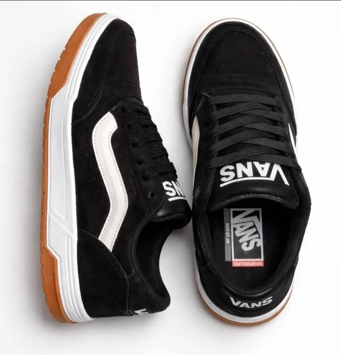 Zapatillas Vans del 35 al 44. Curva 22000