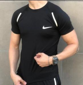 Remera Nike (lycra )