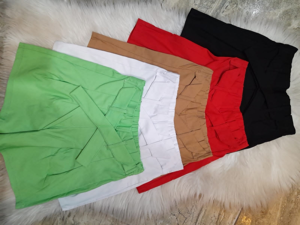Short - Imagen 3