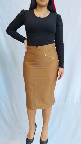 Pollera de Gabardina Rígida.