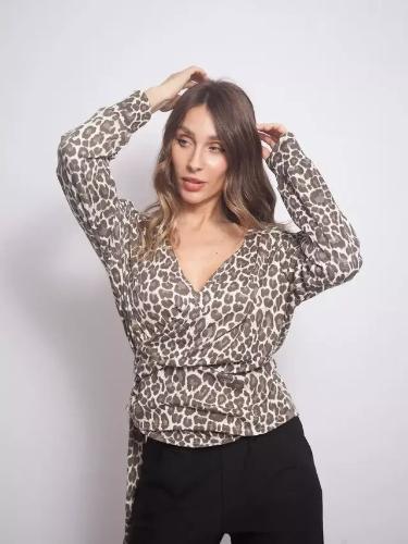 Remera Cruzada Estampada