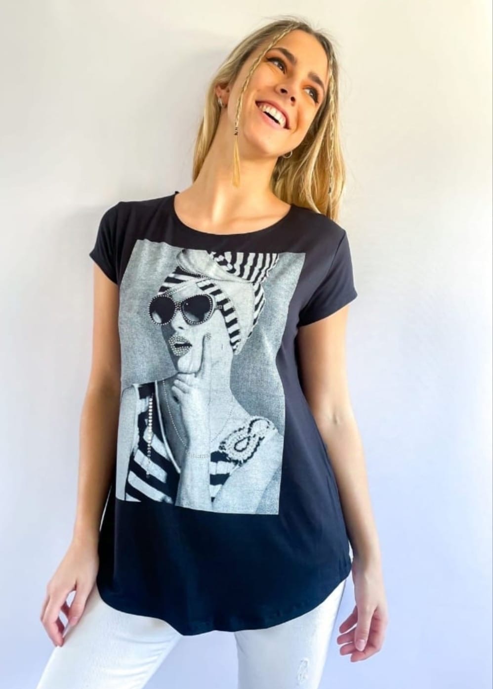 Remeras Caras - cb17ac5f-b4e5-4b0c-916f-a26444086504.jpeg