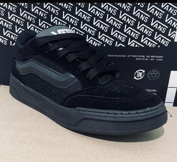 Vans Hylane