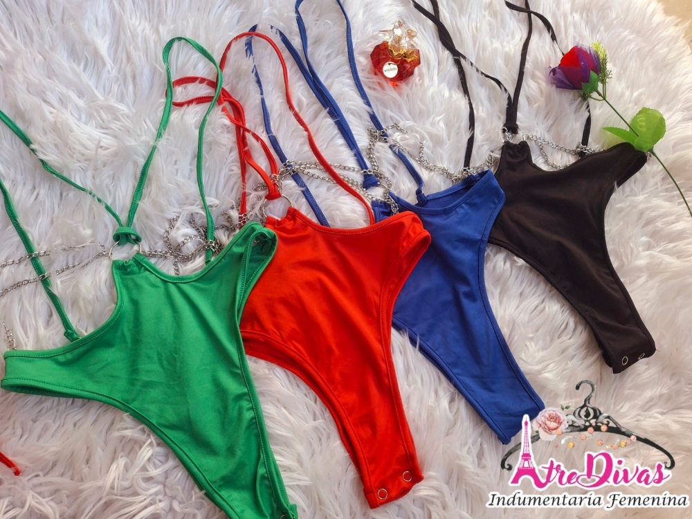 Bikini Cadena - Imagen 3