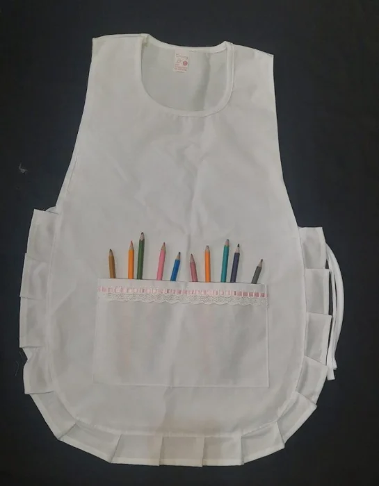 Pechera para Nena Escolar