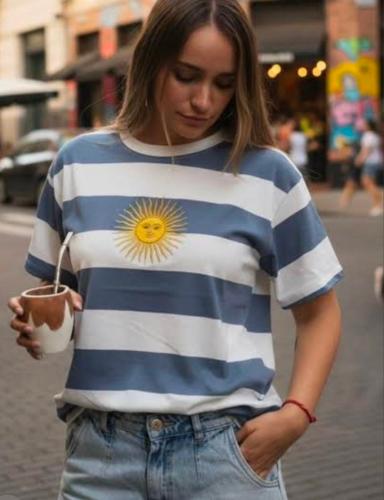 Remera Sol de Mayo Rayada - Miniatura 2