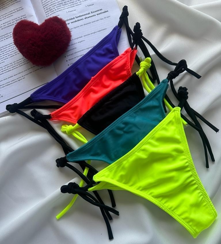Bikini Triángulo con Taza Desmontable Colaless para Atar - Imagen 6