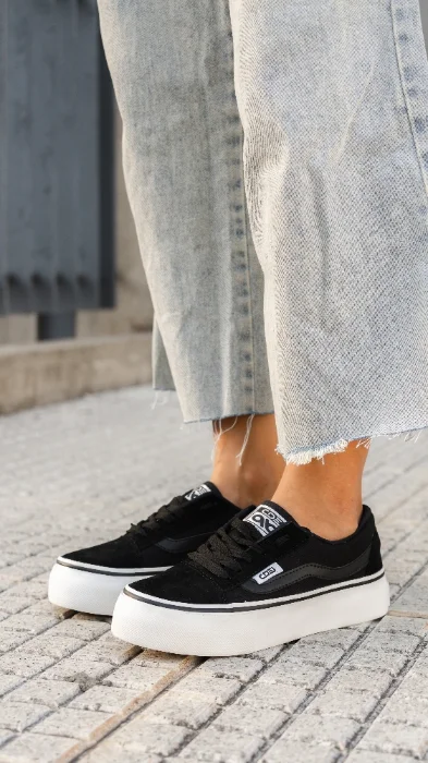 Zapatilla Plataforma Cele 01