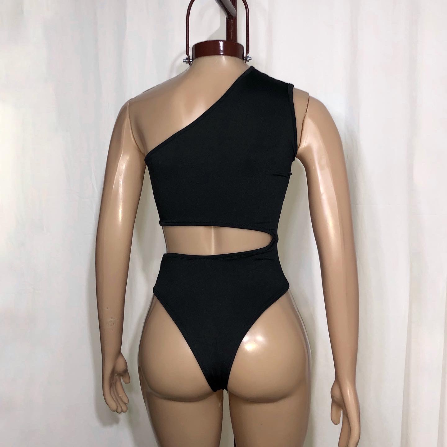 Body Nina - 7B37273F-D66F-4A5A-AE9A-6D1B1E297592.jpeg