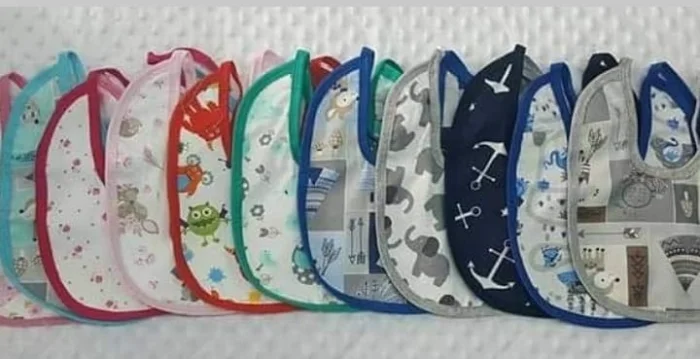 Baberos Redondos C/plastico Atras