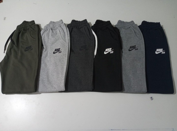 Jogging Especiales Frizado Hombre - Imagen 3