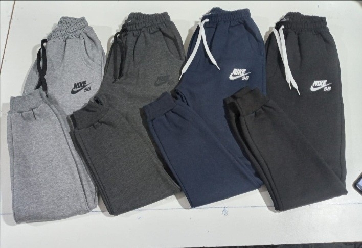 Jogging Especiales Frizado Hombre - Imagen 2