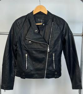Campera de Cuero Importado.