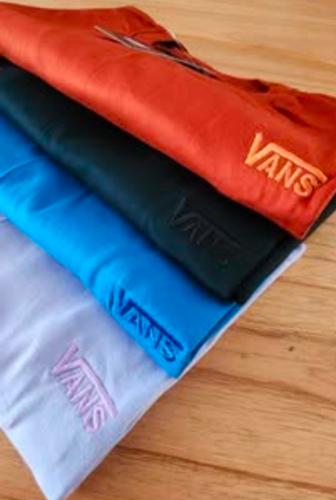 Remeras Logo Bordado (vnz )