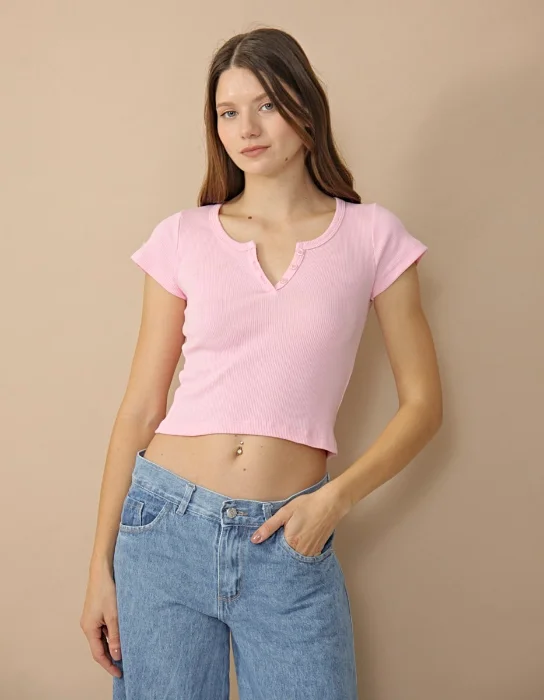 Remera Basica Botones