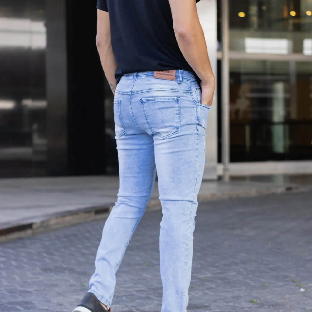 Liquidacion Pantalon Chupin Celeste Nevado - Imagen 4