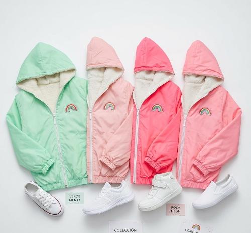Campera Rompeviento de Nena con Corderito