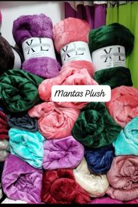 Mantas Plush Lisas 2plazas