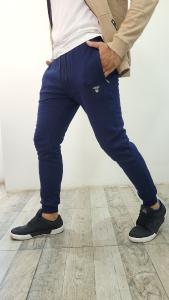 Jogging con Cierre Frizado