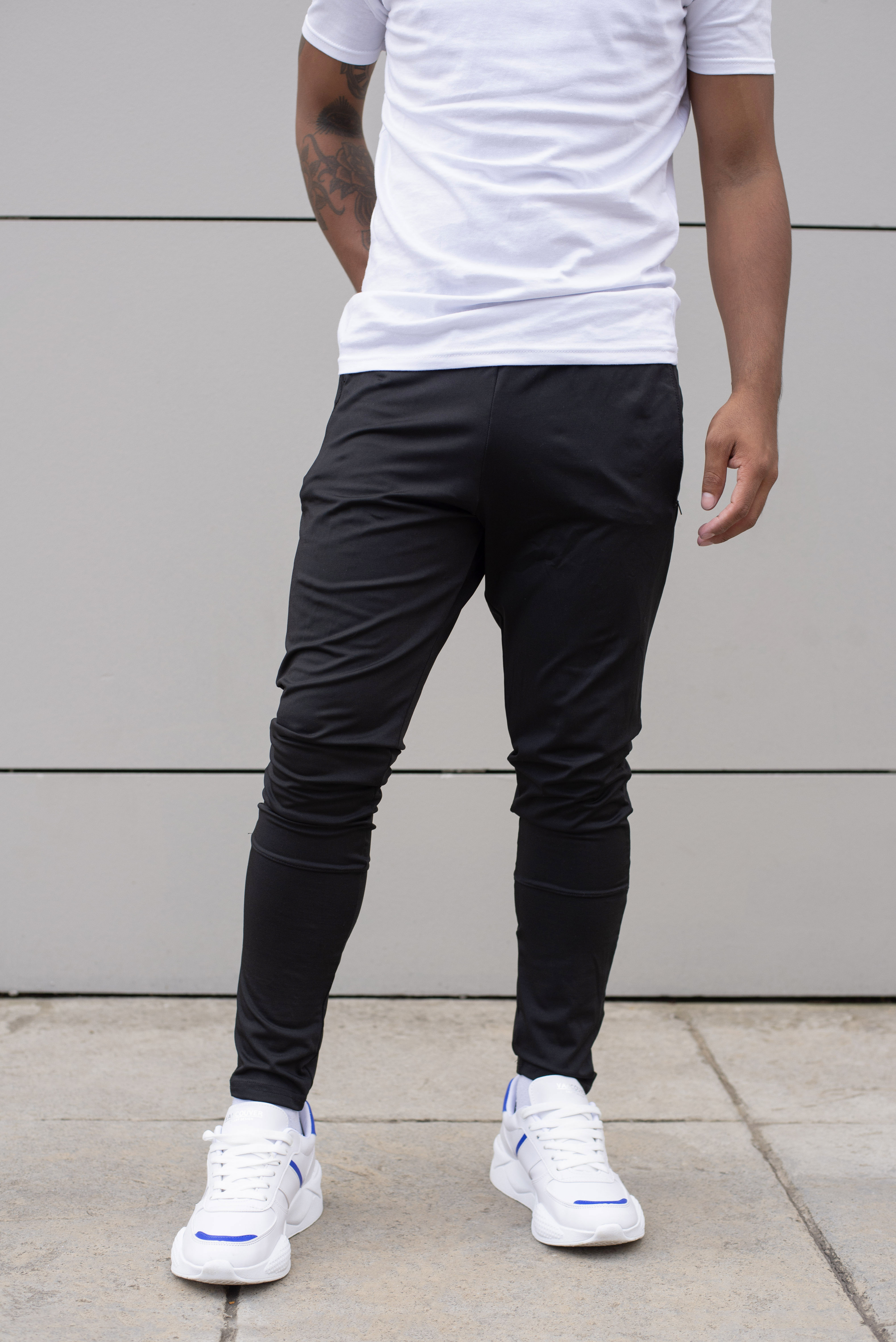 J21- Jogging de Lycra Negro - CCJ22.jpg