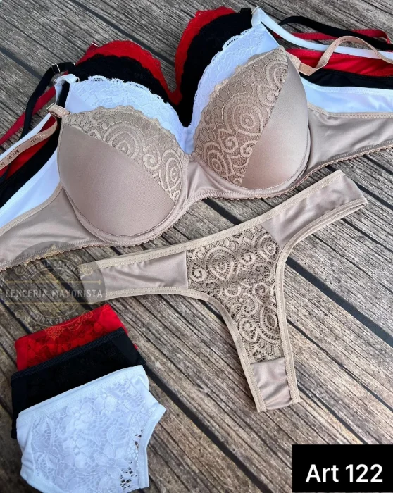 Conjunto Art 122 Base con Mitad Encaje