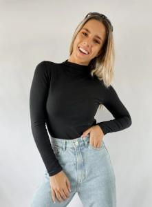 Remera Manga Larga con Cuello