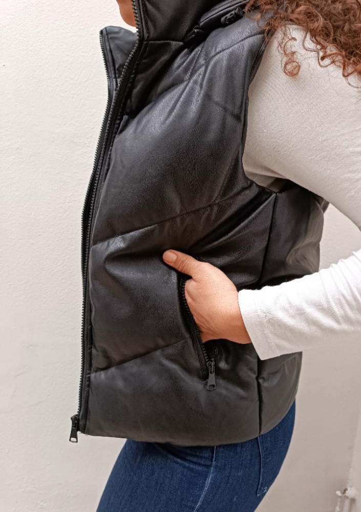 Chaleco Puffer Opaco Negro Dama - Imagen 5