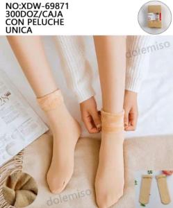 Medias con Peluche