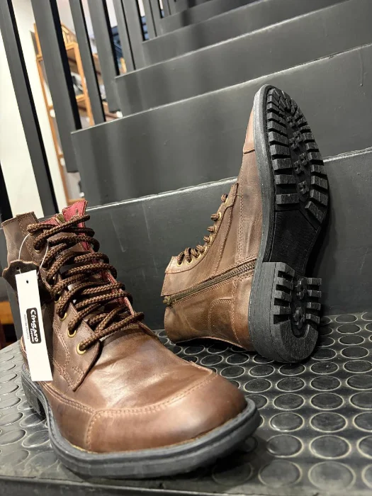 Borcego Modelo Arman Cuero Genuino