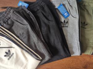 Pantalon Adidas Frisado
