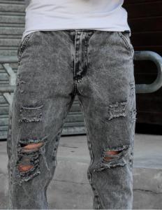 Jeans Mon con Rotura