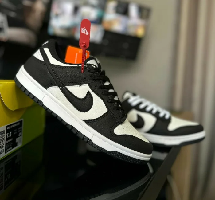 Nike Sb Dunk Low Pro Panda