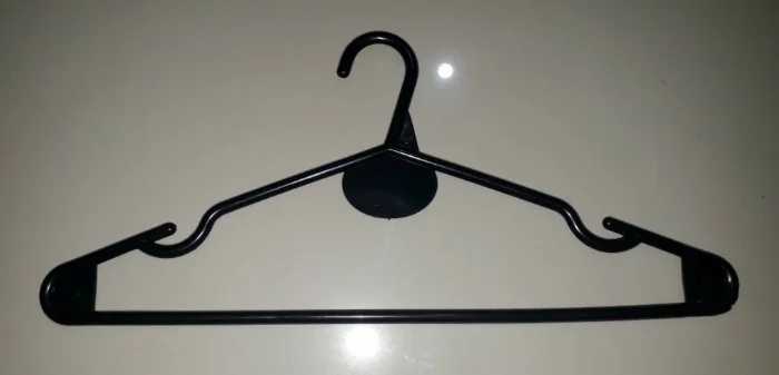 Perchas de Plástico X10 Unidades
