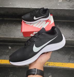 Nike Zoom Negro - Miniatura 2