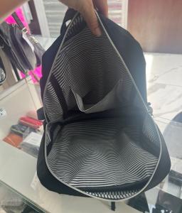 Mochila Reforzada Impermeable Negra - Miniatura 3