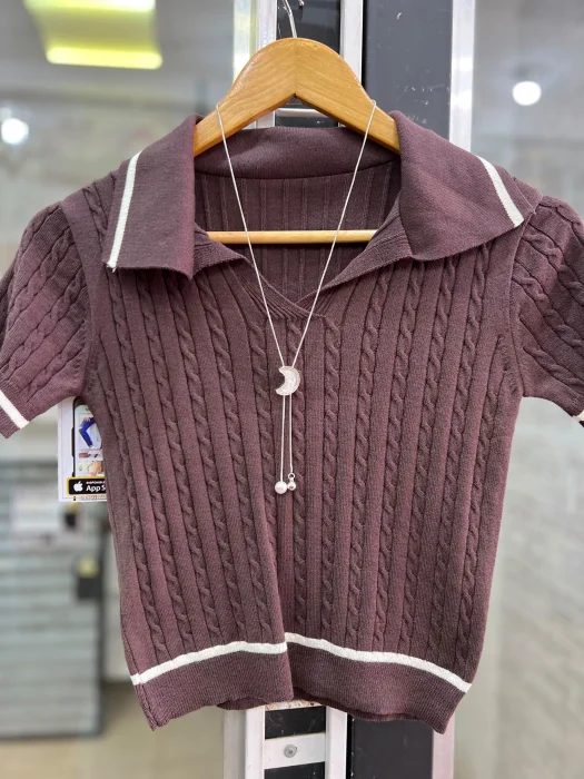 Remera Lisa Cuello Chomba