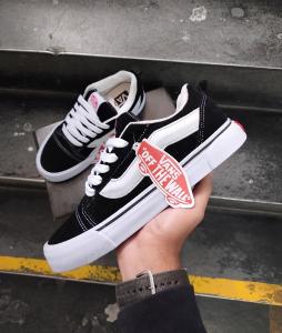 Vans Knu