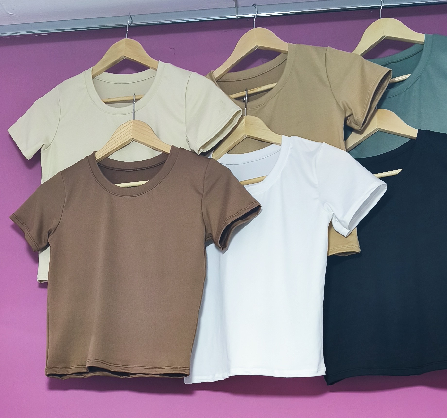 "  Remera Básica " de Modal - Imagen 3