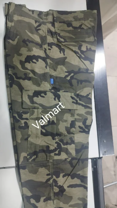Pantalon Cargo Camuflado