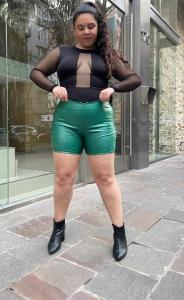 Shorts de Bengalina Engomado Elastizada