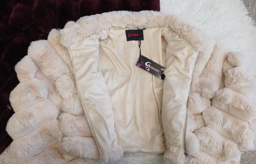 Campera Peluche con Cierre y Piel Interno - Miniatura 3