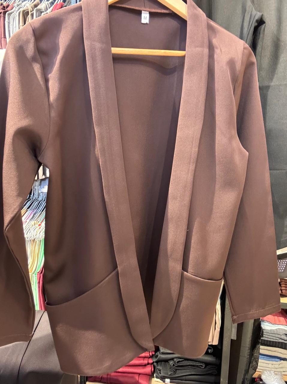 Blazer  Largo Sastrero Crepé - WhatsApp%20Image%202026-03-02%20at%2014.34.54%20(1).jpeg