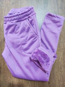 Jogger con Peluche