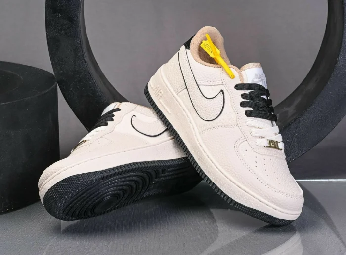 Air Force Premiun Beige/negro Importado