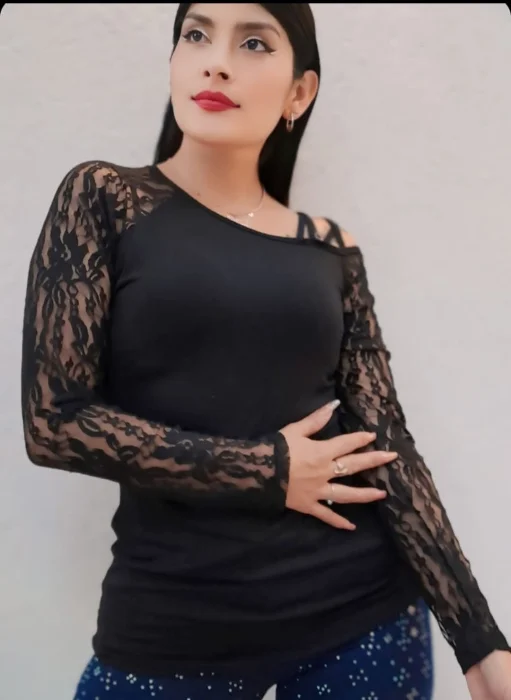 Art.5107 - L  Remera Asimetrica con Bretel  en  el  Hombro