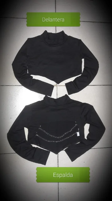 Top Media Polera con Cadena en la Espalda