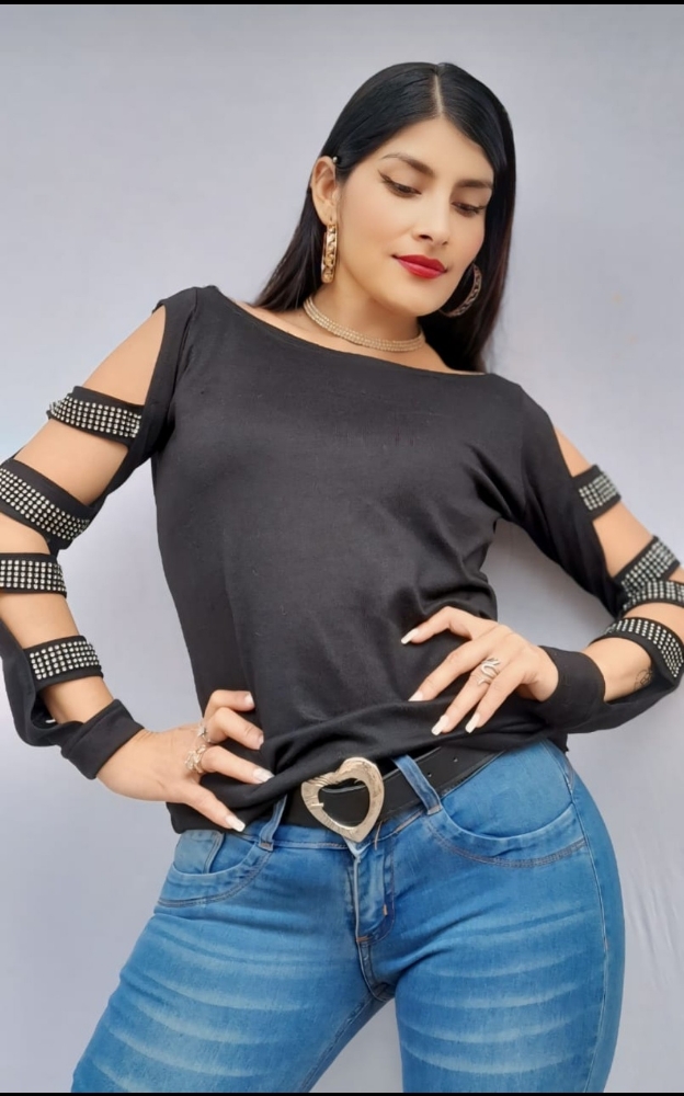 Art.2049 Remera con Brillo  en las Mangas - Imagen 2