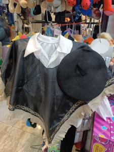 Poncho/chalecos/boinas/gaucho - Miniatura 2