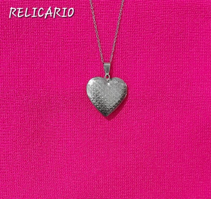 Cadena con Dije de Relicario