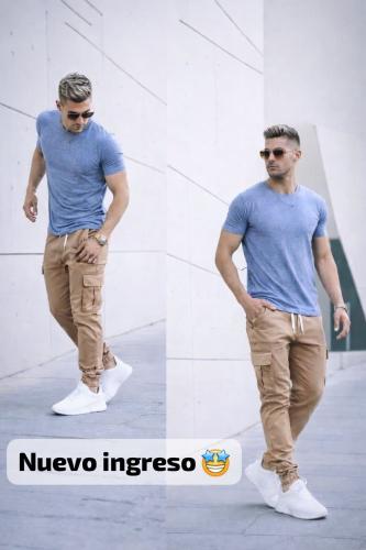 Cargo Black Talles Especiales 50,52 y 54 Disponibles - Miniatura 1